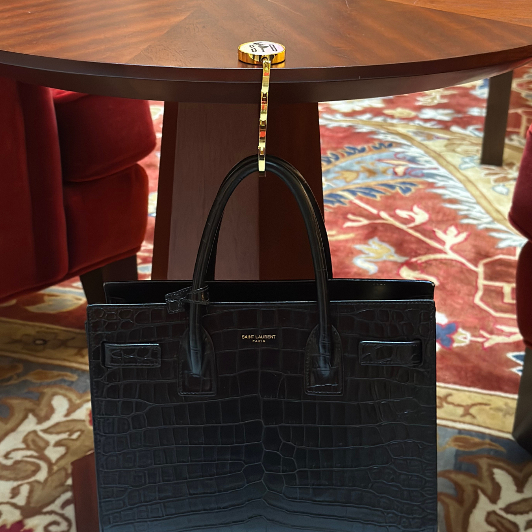The Valet – Gold